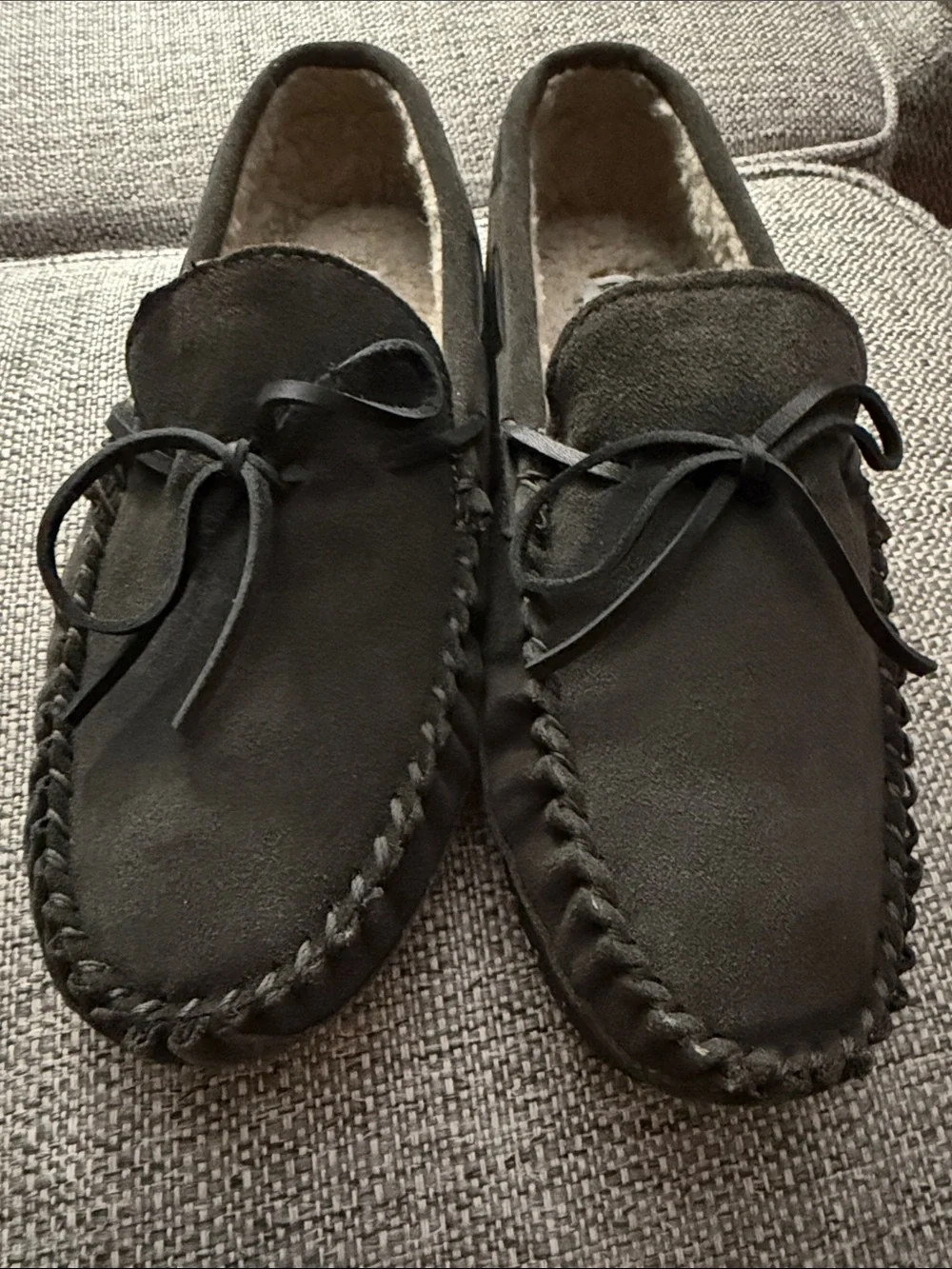 NEW Minnetonka Men’s Casey Suede Moccasin Slippers Faux Shearling Lining Size 12